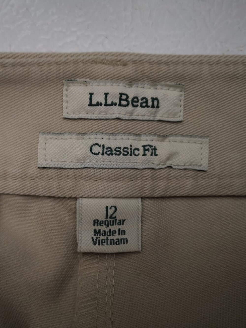 NWT L.L. Bean Classic Fit Ladies Size 12 Regular Light Tan Zipper & Button Pant - Picture 3 of 15